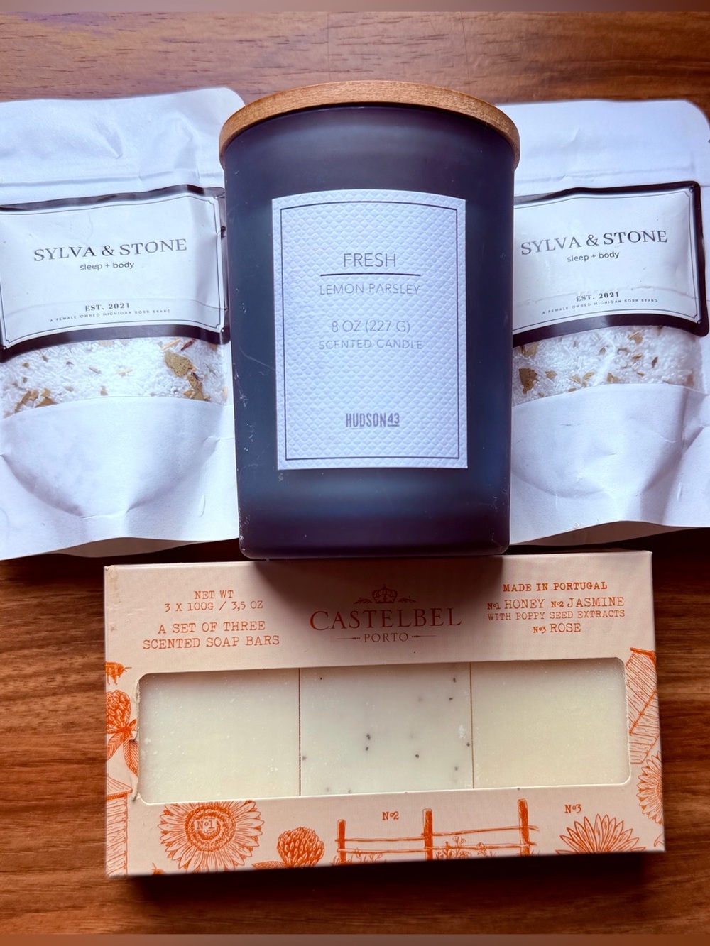 Hudson Jeans Black & Wood Lid Fresh Lemon Parsley Candle